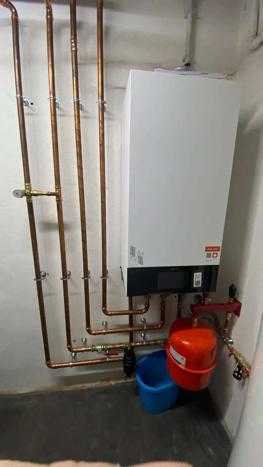 Installation de l'unité intérieure de la PAC Viessmann à Liepvre