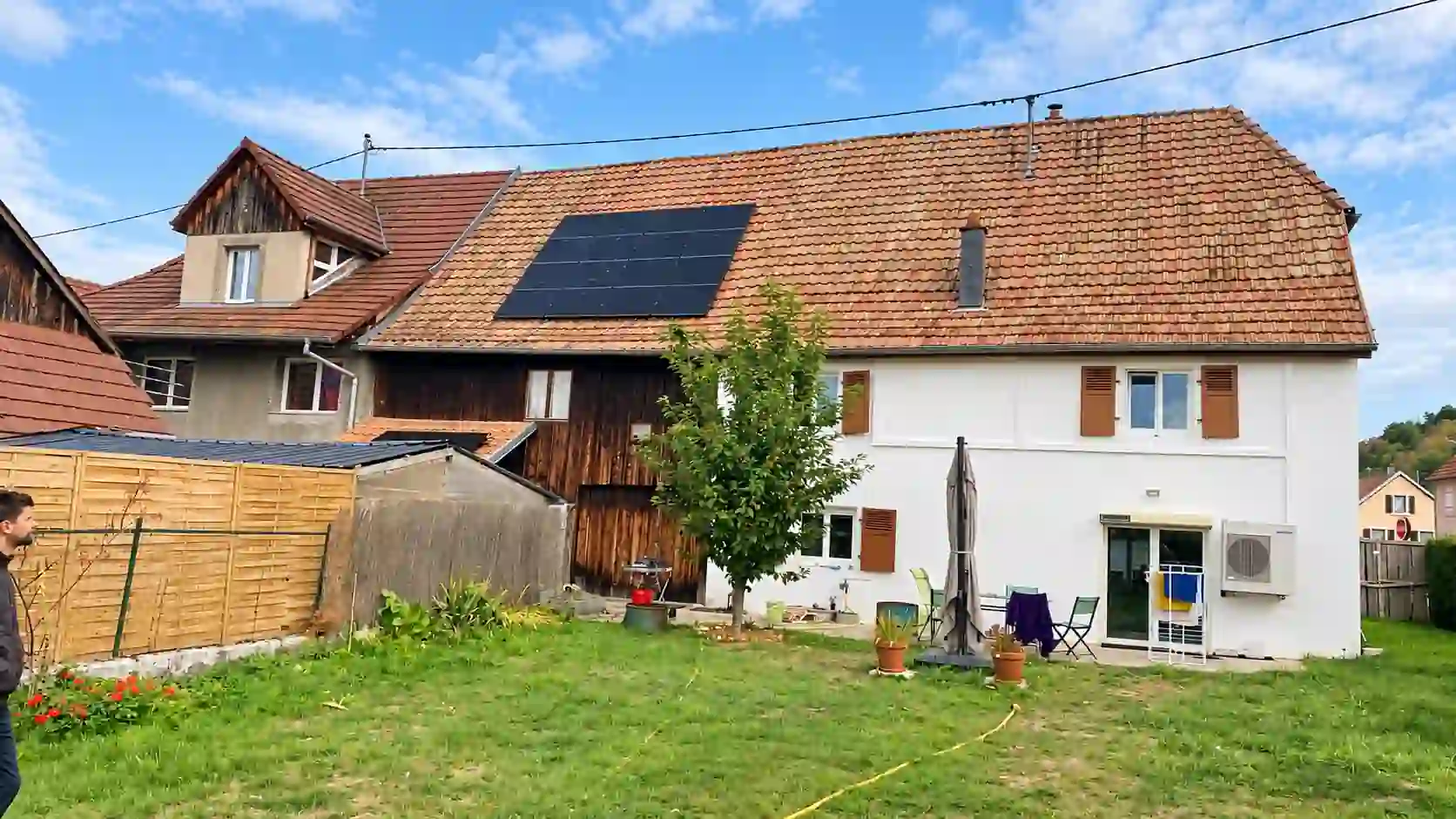 Installation photovoltaïque de 4 kWc sur toiture en tuiles mécaniques à Fellering par Solest Énergies